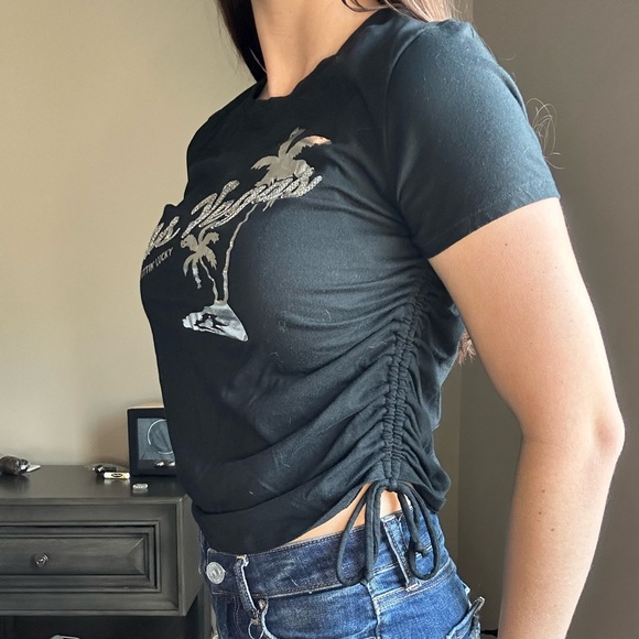 Pink - Picture 3 of 5